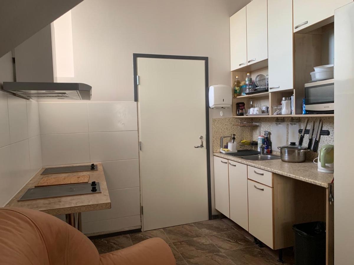 Rotermanni Hostel Near Harbor 4 Floor 塔林 外观 照片