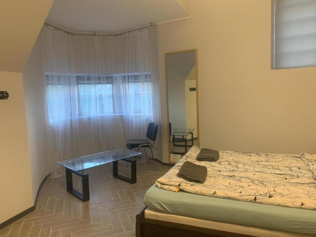 Rotermanni Hostel Near Harbor 4 Floor 塔林 外观 照片
